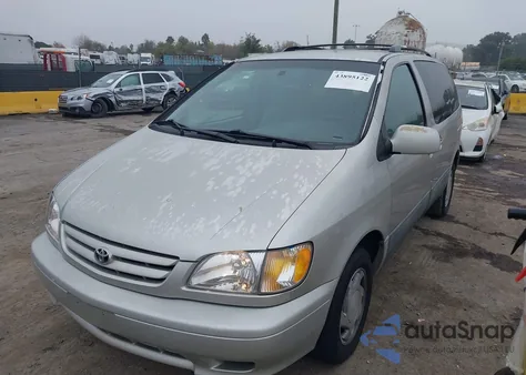2003 Toyota Sienna Le z USA, uszkodzony, nr VIN 4T3ZF13C03U550106